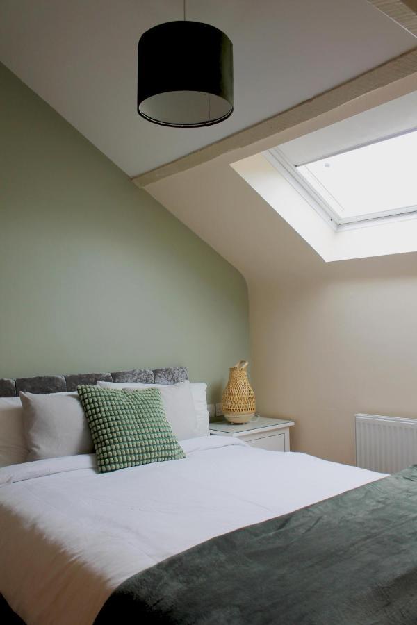 Charming 1-Bed Loft In Caerleon Apartment Newport  Exterior photo